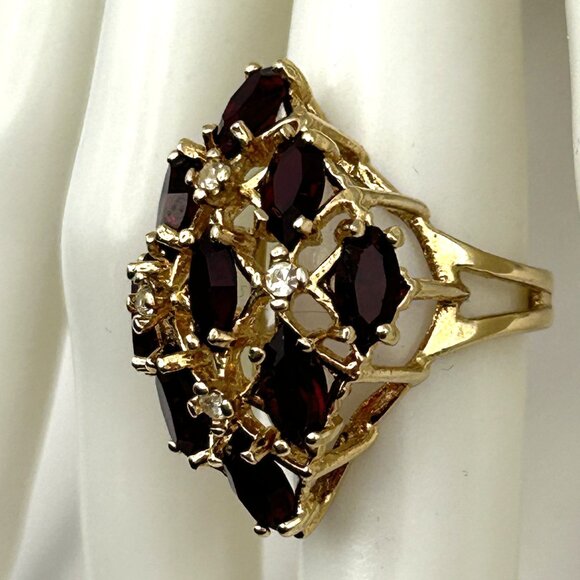 Vintage 18K HGE Red Marquise Cluster Cocktail Ring Size 6.5 - Picture 3 of 12